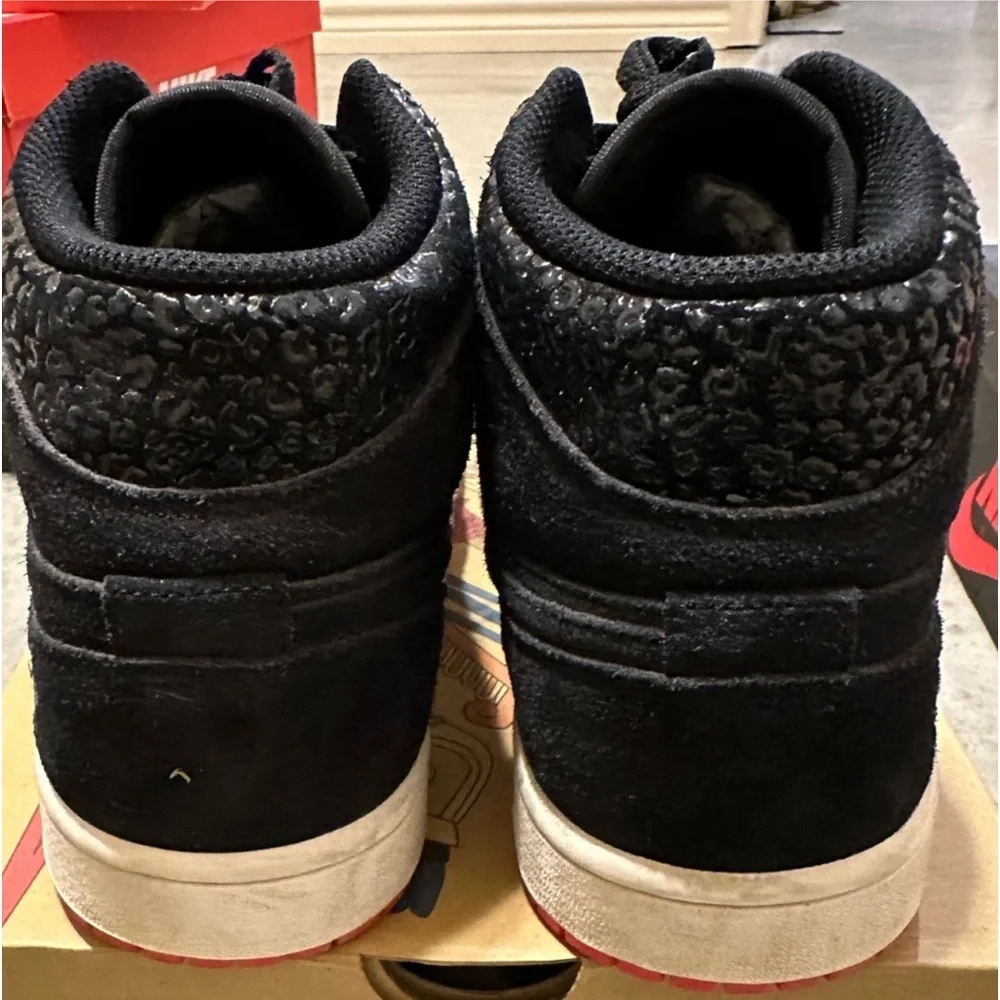 Air Jordan 1 Mid Siempre Familia